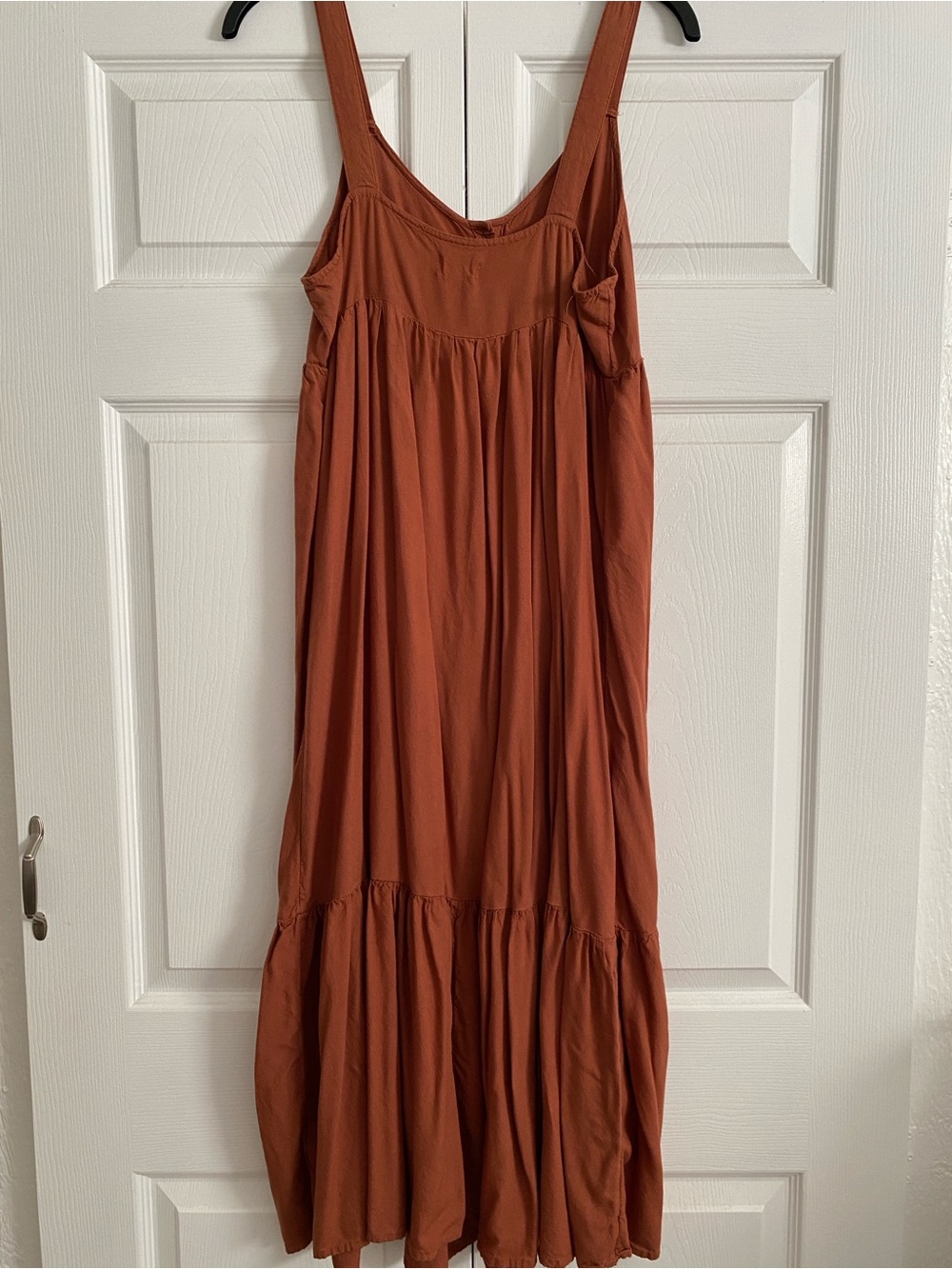 SO Rust Orange Button-Front Tiered Maxi Dress - Picture 3 of 8